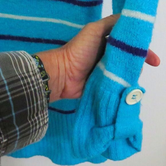 Arizona Jean Company Sweater Women's M, V-Neck, Blue, Pullover, Cuffed Sleeves - Picture 4 of 5